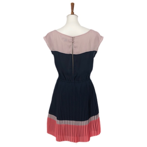 American Eagle Outfitters Pleated Dress, Medium - Picture 4 of 7